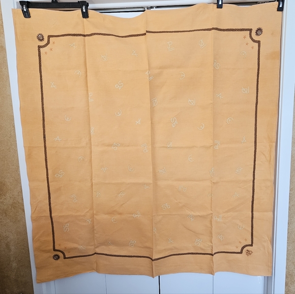 Western Table Cloth & 6 Napkins - Picture 4 of 7